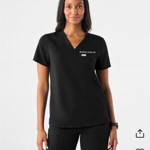 Figs Women’s Catarina one pocket scrub top